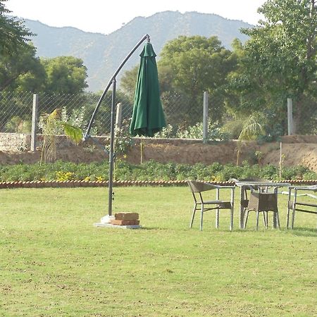 Lohana Village Resort Pushkar Exteriör bild