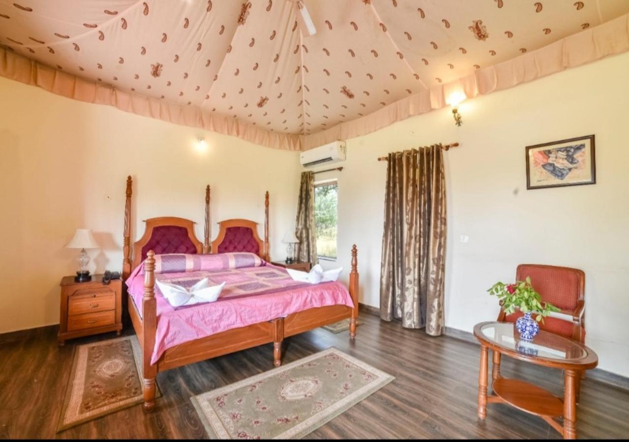 Lohana Village Resort Pushkar Exteriör bild