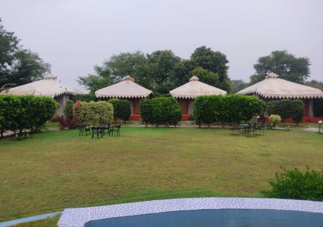 Lohana Village Resort Pushkar Exteriör bild